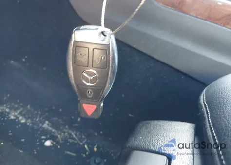 2012 Mercedes-Benz E 350 из США, поврежденный, VIN WDDHF5KB6CA657693